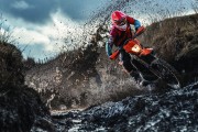 2026年世界杯亚洲区预选赛焦点战：国足主场迎战日本队